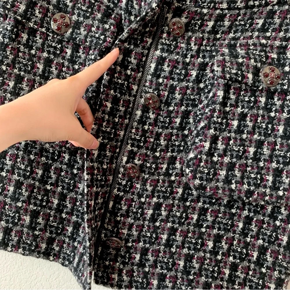 Chanel cc gems button pocket mini skirt wool cashmere knit tweed